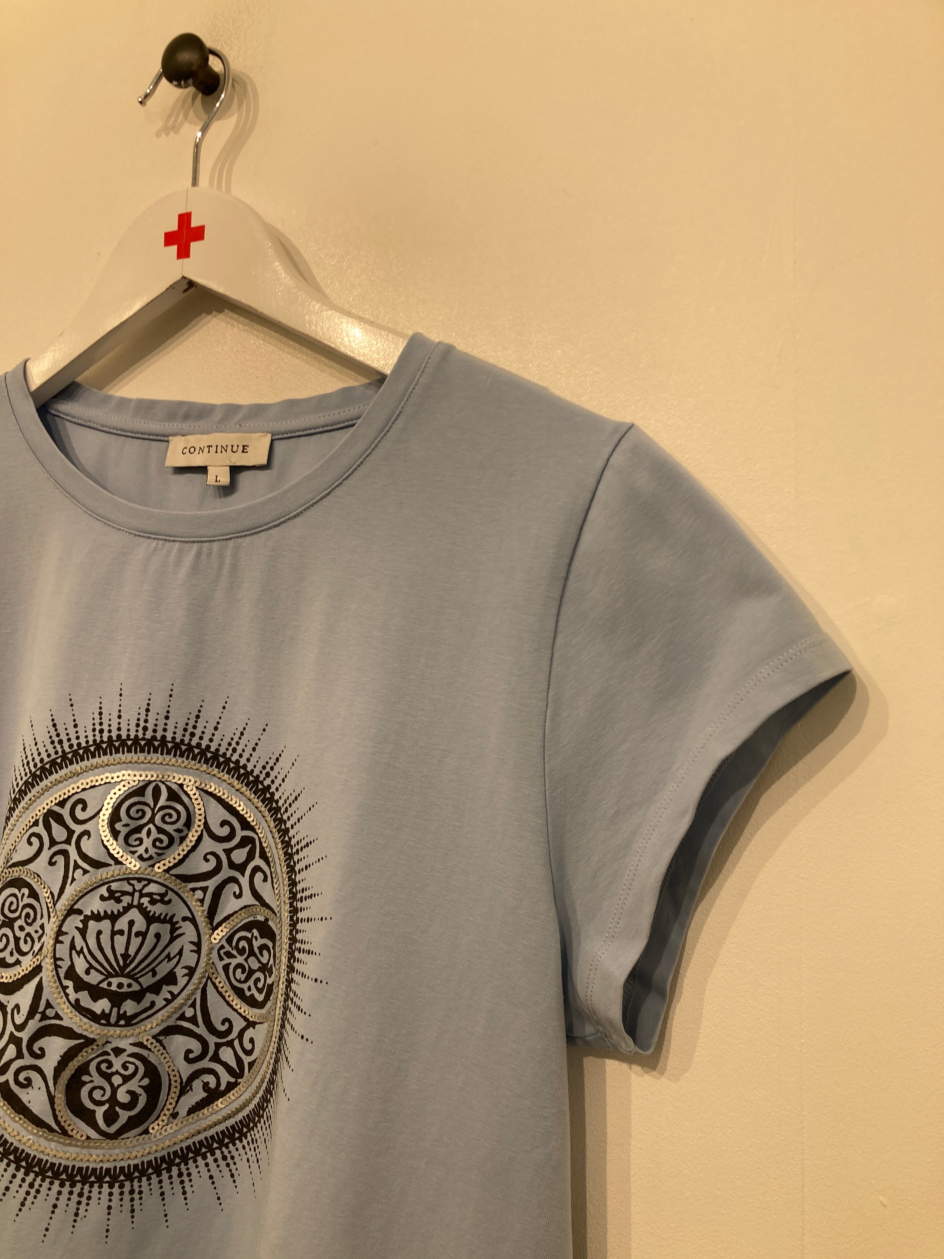 Continue T-shirt